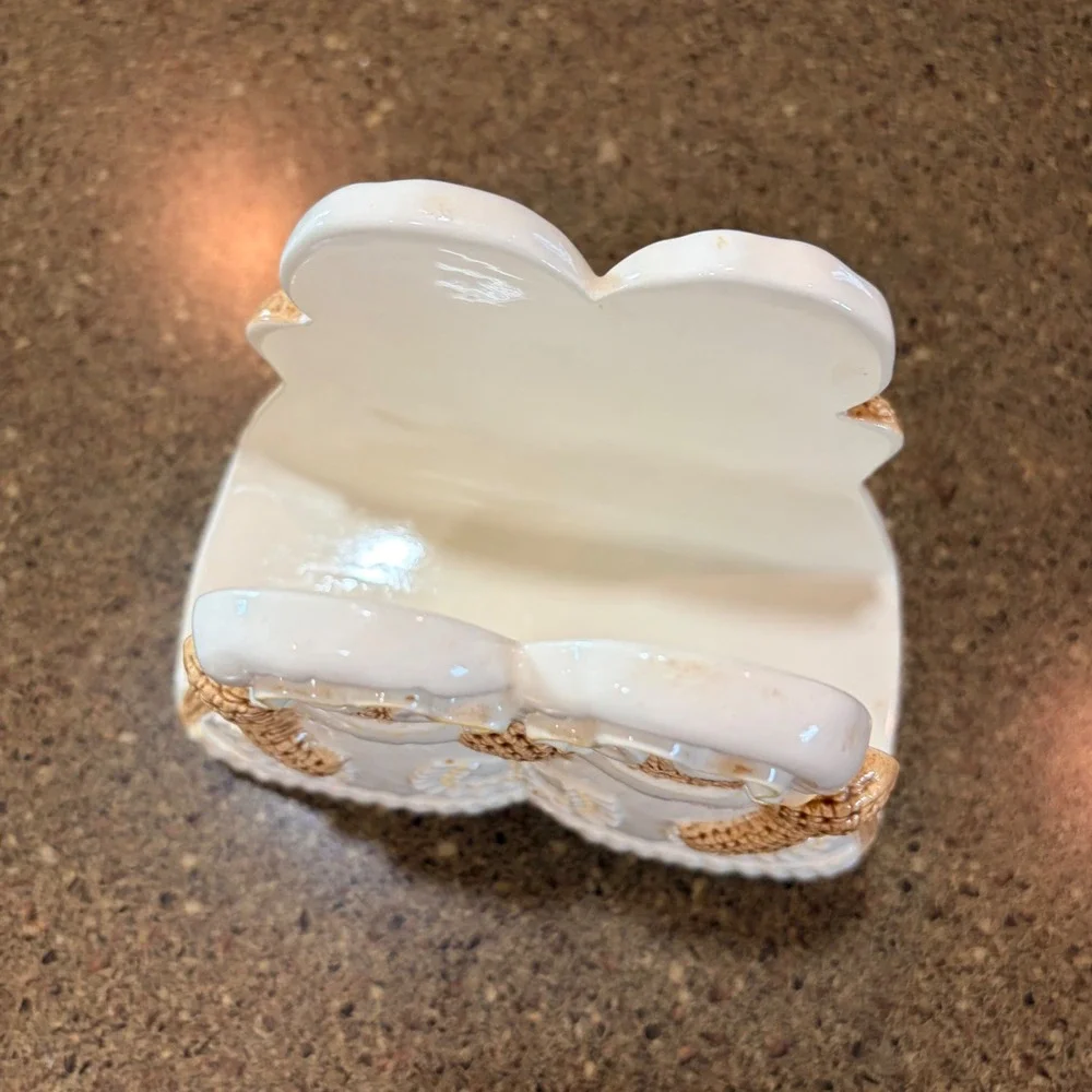 Vintage 1983 Sunbonnet Baker Napkin Holder White Brown Country Farmhouse